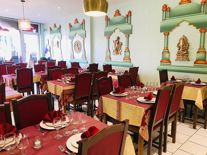 Taj-Mahal-Biarritz-salle1