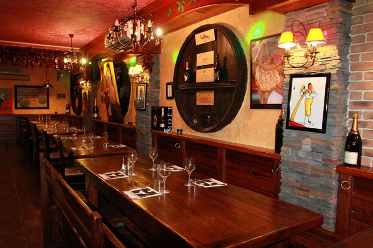 salle de restaurant 3 los dos hermanos