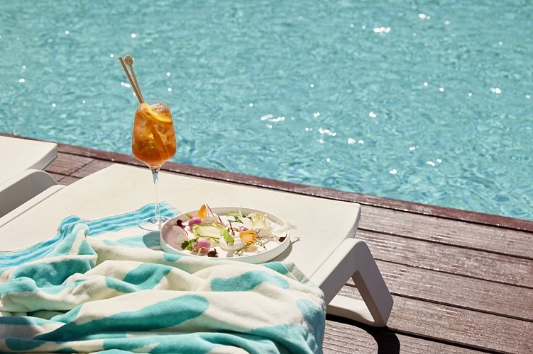 Piscine  plat sofitel