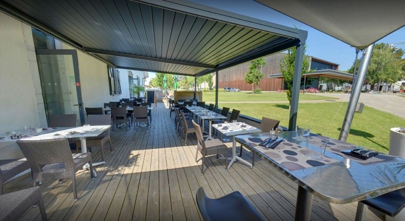 Loft-cafe---Terrasse-I---OLORON-SAINTE-MARIE---DURA-Pascal----DI