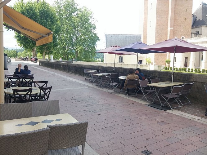 Crêperie du Château Chez Maman - Pau - terrasse