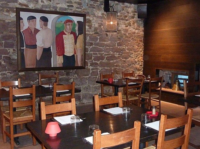Cidrerie Hurrup eta Klik - salle de restaurant - St Jean Pied de Port