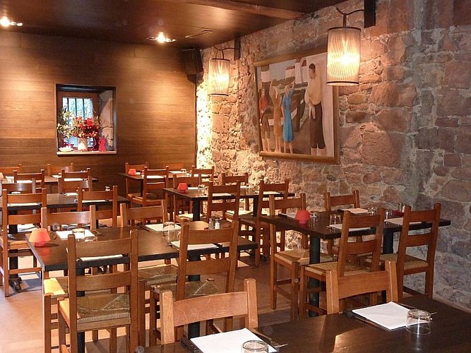 Cidrerie Hurrup eta Klik - salle restauration - St Jean Pied de Port