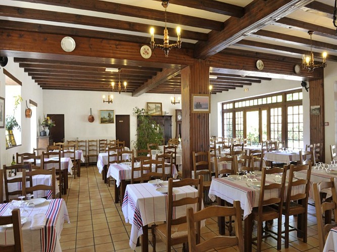 Hotel restaurant Noblia - salle de restaurant - Bidarray