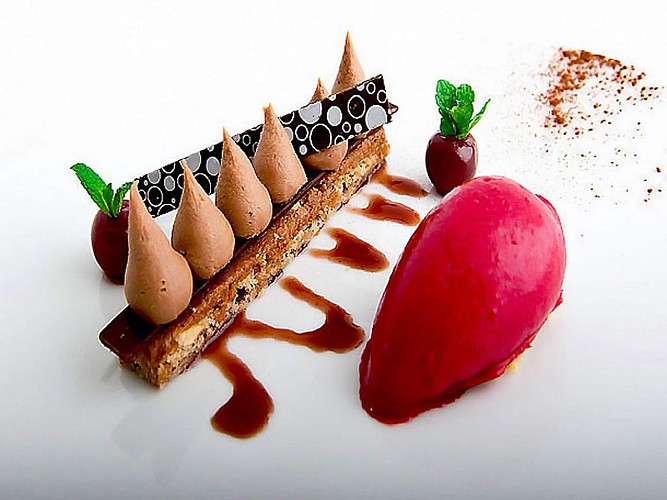 Hotel restaurant Les Pyrenees -  biscuit noisette - St Jean Pied de Port