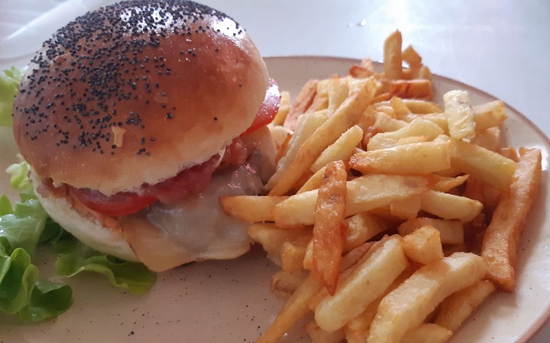 Ferme Auberge Ibarnia  - Burger -  Lecumberry