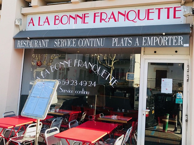 A-la-bonne-Franquette-Biarritz-terrasse1