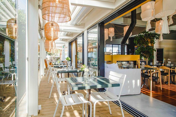 Beach-House_interieur-coursive-vue-angle