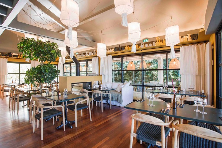 Beach-House_interieur-vue-entree