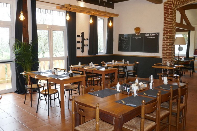 Diusse restaurant Chez Les boulettes mars 2023 (13)