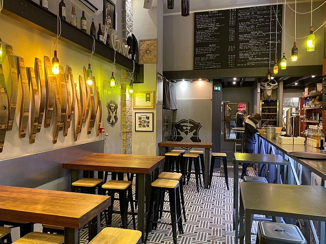 Les-contrebadiers-salle1