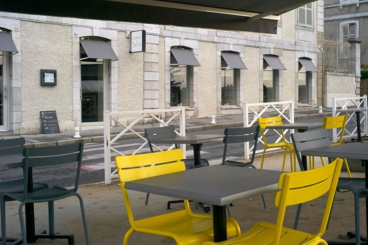 Restaurant Le Poulet à Trois Pattes - Pau - terrasse