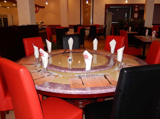 fujin. table ronde