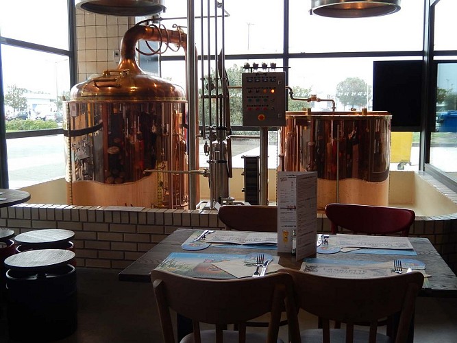 Restaurant Les Trois Brasseurs - Lescar - cuve cuivre