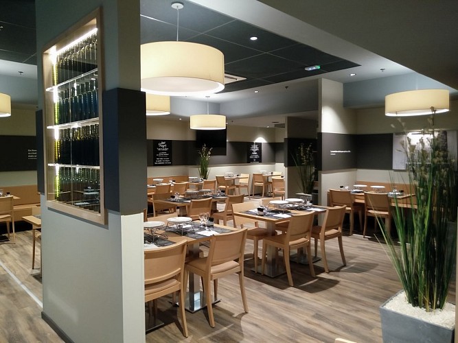 Restaurant Bistrot Régent - lescar - salle vue côté