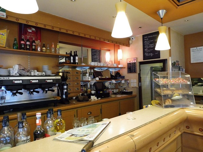 reveil-matin-comptoir