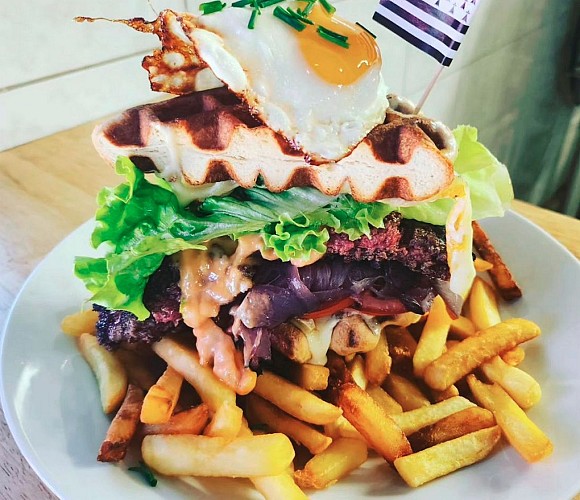 Restaurant Bigoudène - Lescar  - burger en gauffre