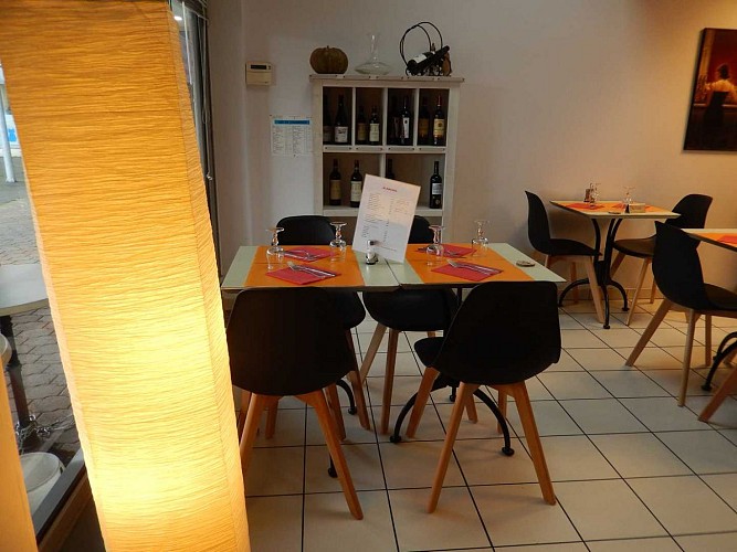 Restaurant Brasserie Matana - lescar - salle 1
