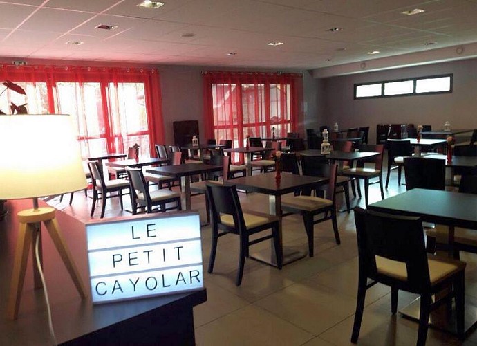 Le petit cayolar - salle - ARAMITS