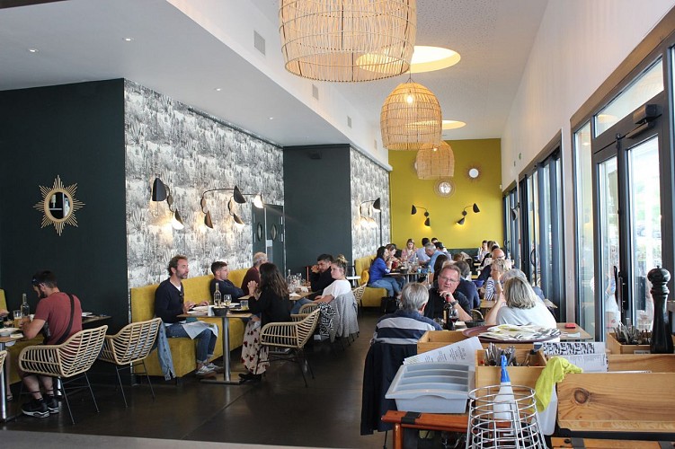 Le Lieu des Pêcheurs