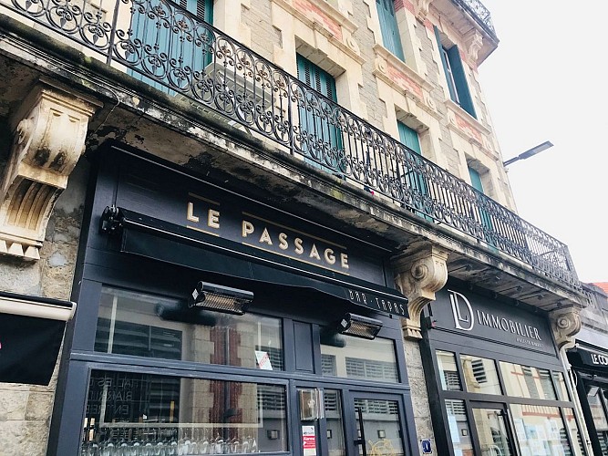 Le-Passage-Biarritz-devanture