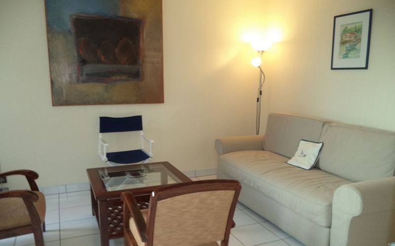 204-sej-b-compressed-1440X900