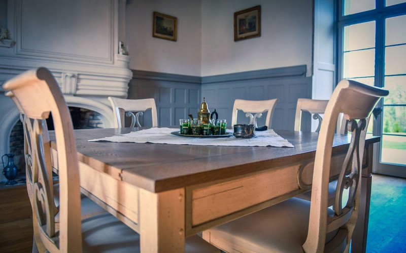 CHAMBRES D'HÔTES CHÂTEAU DE LA GRAND COUR