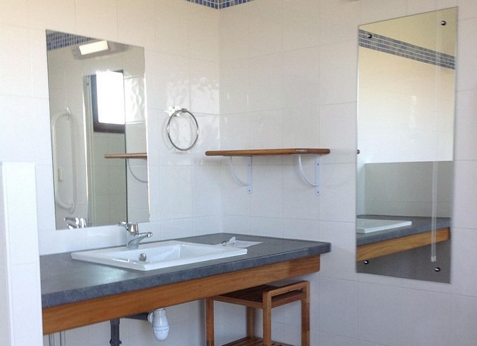 M. BENTLEY St-Martial Viveyrols (3)