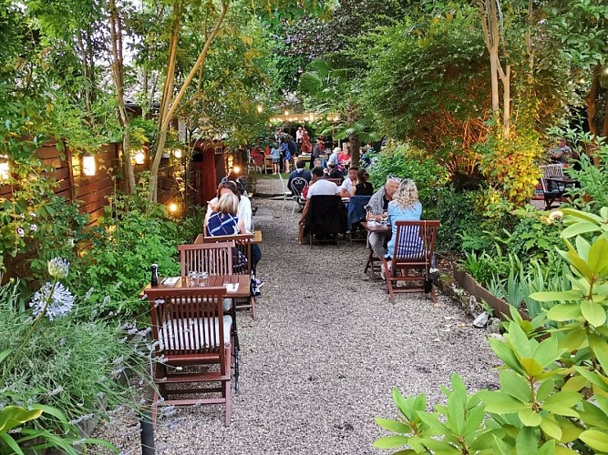 HelloIMG1671273826418