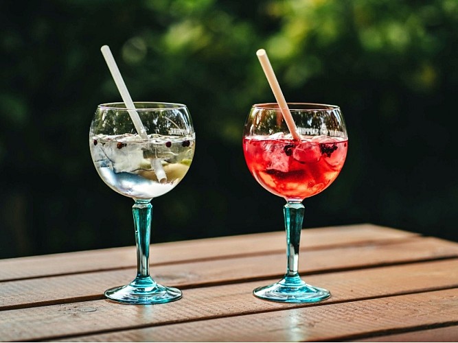 HelloIMG1671273897388