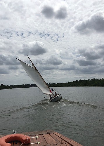 LE VOYAGE AU COEUR DE NANTES EN BATEAU