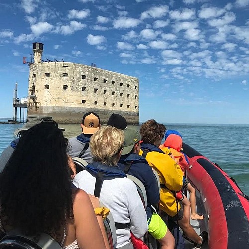 PROMENADE EN MER SUR SEMI RIGIDE OU CATAMARAN A VOILE, EXCURSIONS NAUTIQUES AU DEPART DE LA TRANCHE SUR MER EN VENDEE