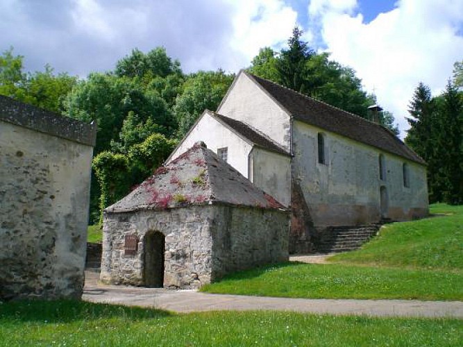 Source de Sainte Aubierge et lavoir