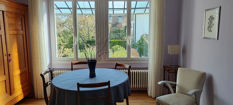 Côté salle à manger pavillon