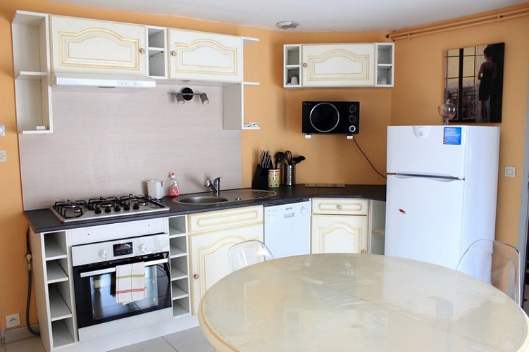 LA DENTELLIERE F4***_3