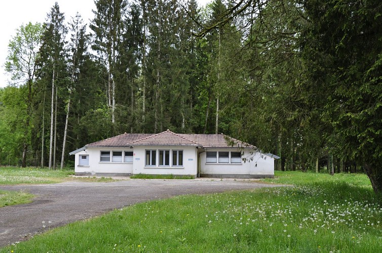 STUDIOS MEUBLES**_10