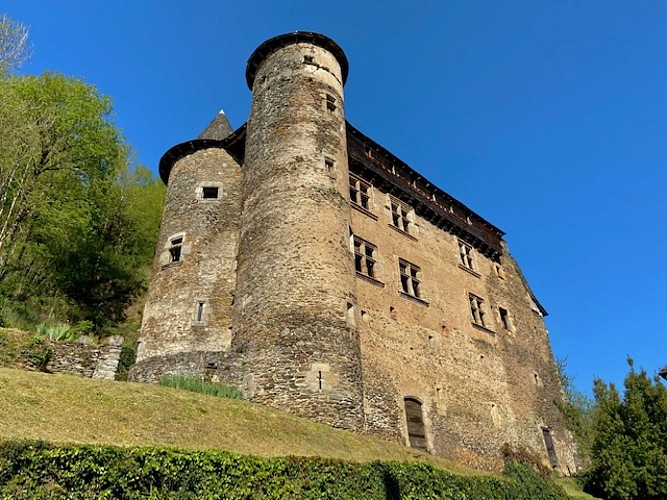 Vieillevie Castle