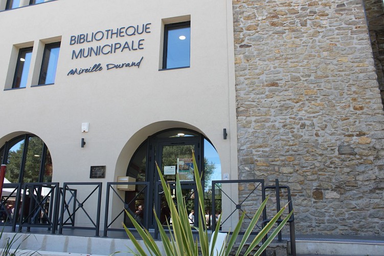 Bibliothèque Municipale Mireille Durand