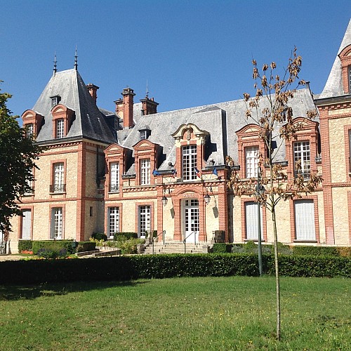 Château de Moncourt-Fromonville