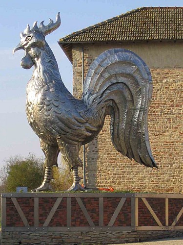 Coq sculpté
