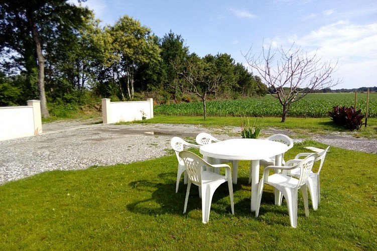 Gîte dans la campagne landaise, idéal pour curistes