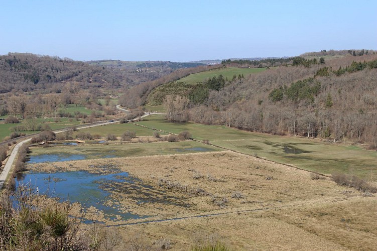 Mound and Marshes of Saint-Pierre-le-Chastel