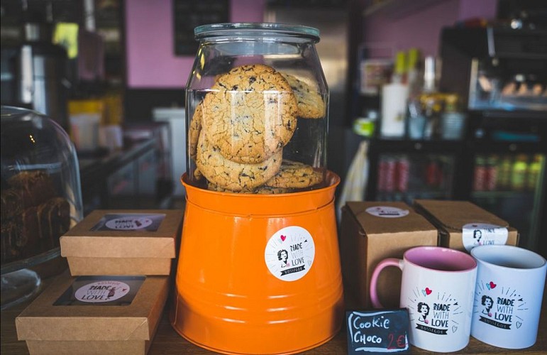 made-with-love-1024-2-3