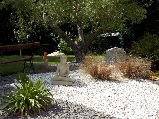 Jardin-zen-le-chenaie