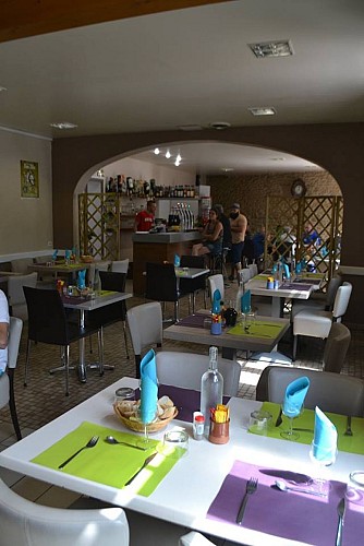 cercle-de-l-union-luxey-salle-restau--bar