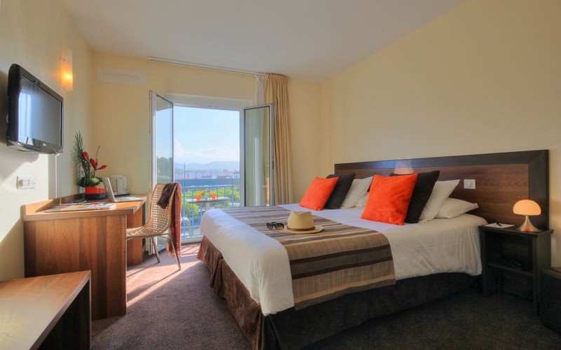 confort-room-1440x900