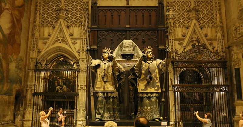 Visite guidée du palais de l'Alcázar et de la cathédrale de Séville - Billets coupe-file - En français