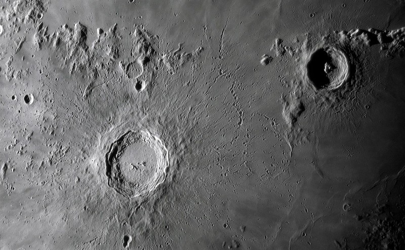 3-Cap_Astro-Lune_cratere