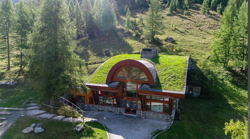 Rosuel mountain hut