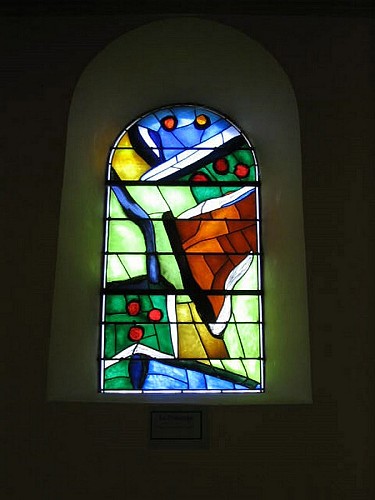 Eglise St Pierre de Préporché - Vitraux contemporains